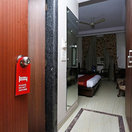 Oyo 5401 Hotel Mid Town New Delhi Exterior photo